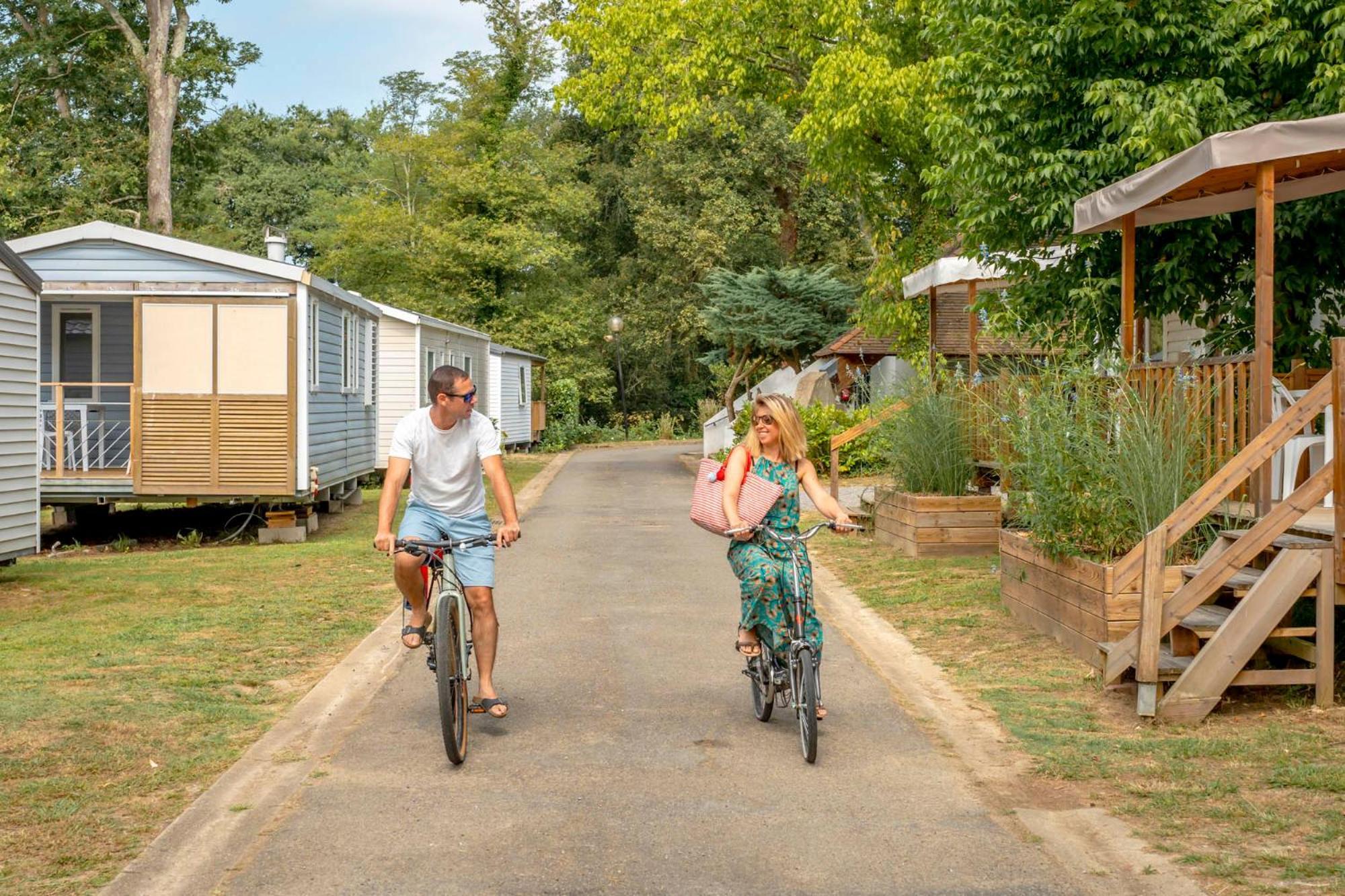 Camping Des Salines Salies-de-Béarn Eksteriør bilde